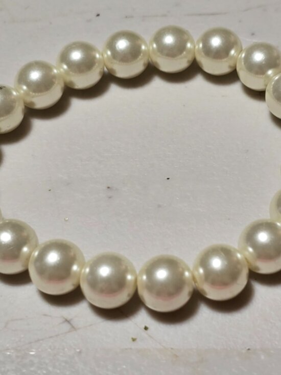 Jewelry - Faux Pearl Stretchy Bracelet
